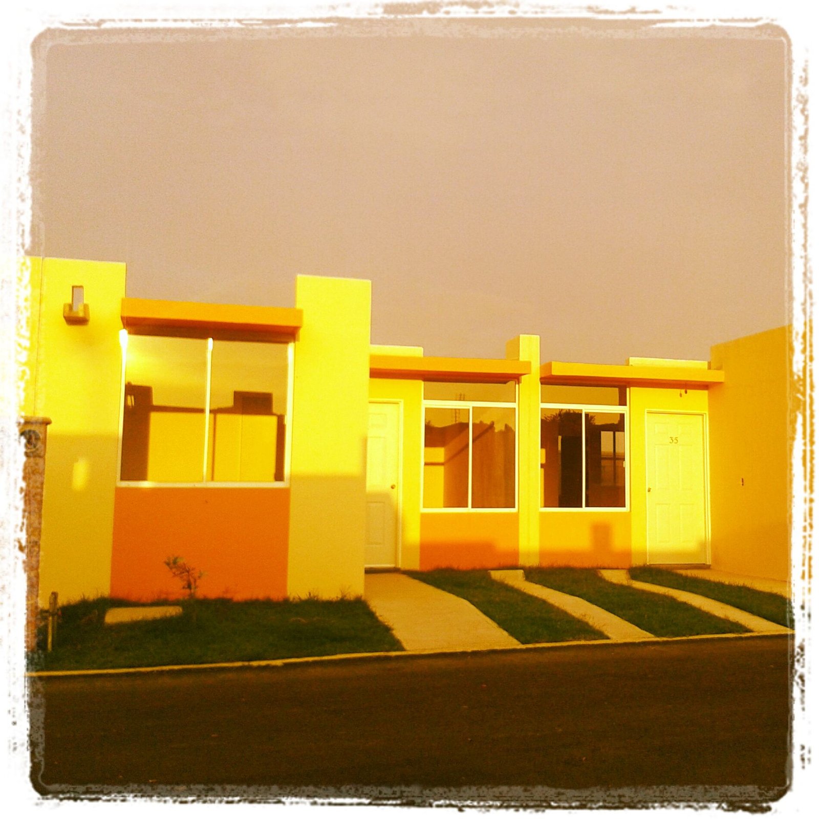 Vista exterior de vivienda en el desarrollo Rinconada Cofradía